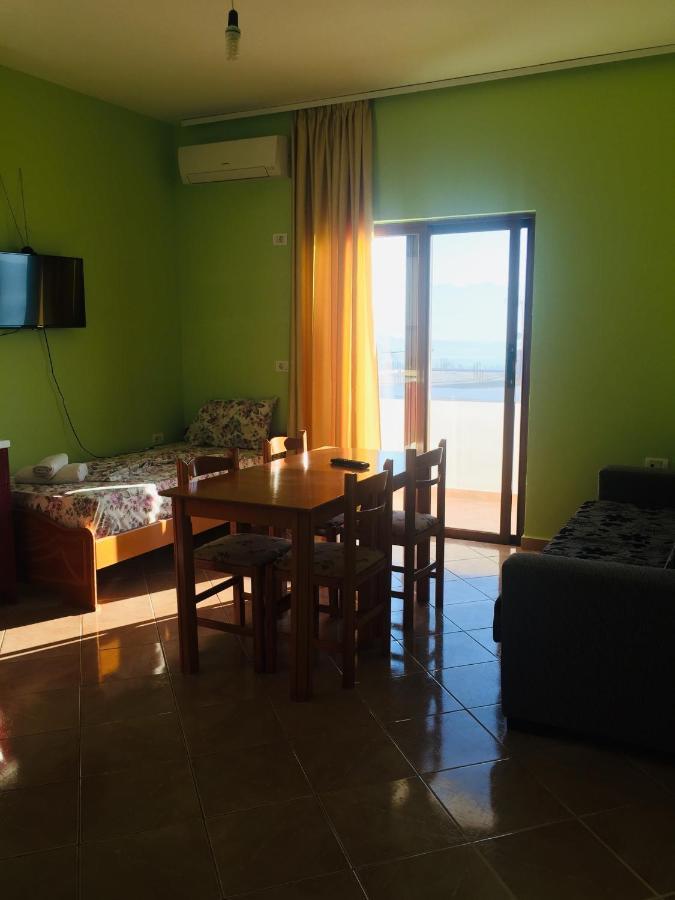 Mana Apartments Ksamil Esterno foto