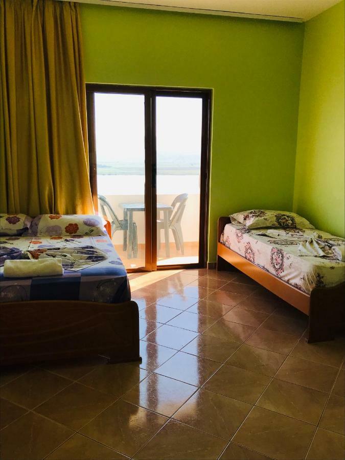 Mana Apartments Ksamil Esterno foto
