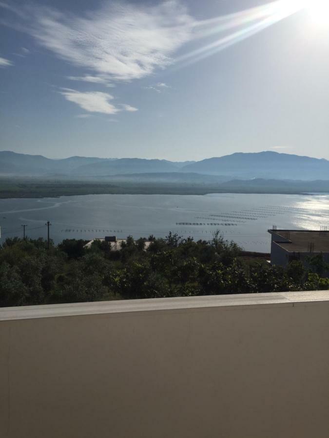 Mana Apartments Ksamil Esterno foto